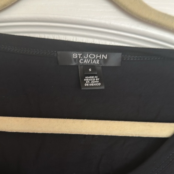 ST. JOHN CAVIAR top. Size Small - Picture 3 of 6